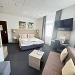 Hohenstaufen Hotel 3*