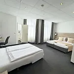 Hohenstaufen 3* Koblenz (Rhineland-Palatinate)