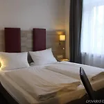 Hohenstaufen Hotel 3*