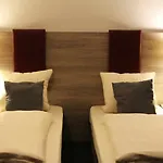 Hohenstaufen 3* Koblenz (Rhineland-Palatinate)