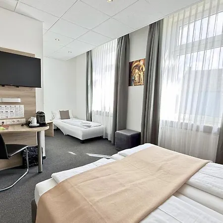 Hohenstaufen Hotell