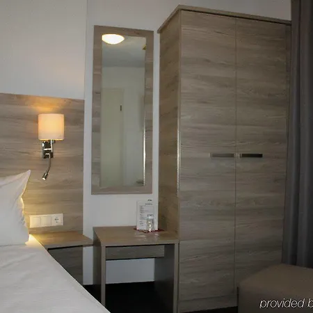 Hotel Hohenstaufen 3*